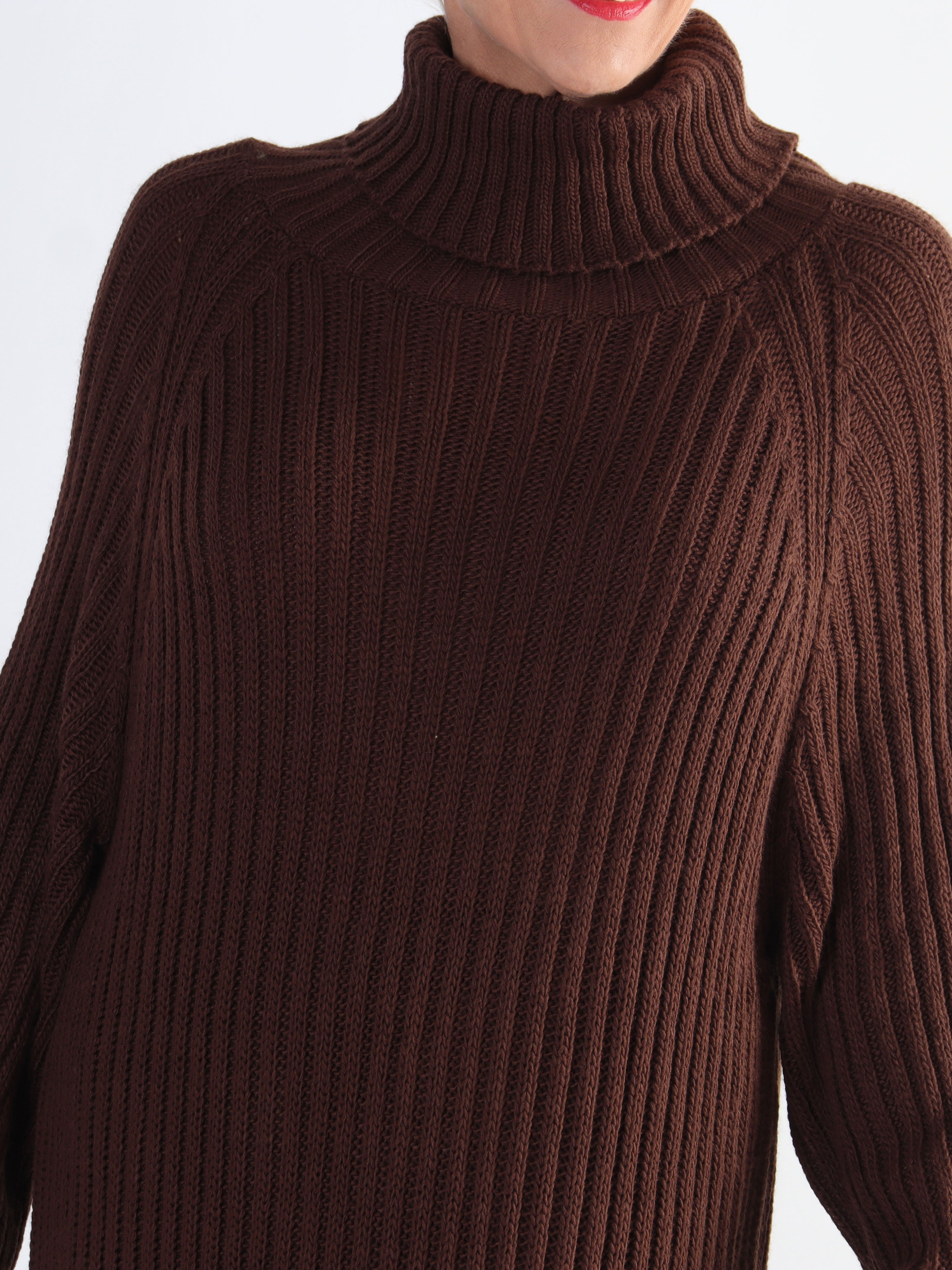 Milu - Lång ribbstickad klänning i stora storlekar